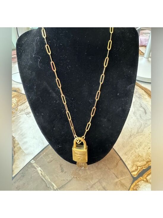 Louis Vuitton Handbags - Louis Vuitton 200 Series Lock and Key on a chain. Number 229